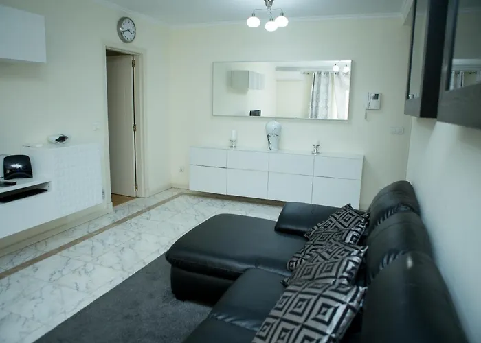 Ideal 2 Апартаменты *